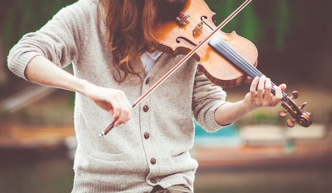 Photo of a woman playing violin